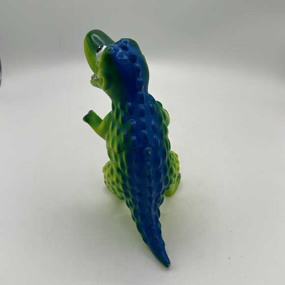 Tyrannosaurus rex toy dinosaur - Picture 5 of 5